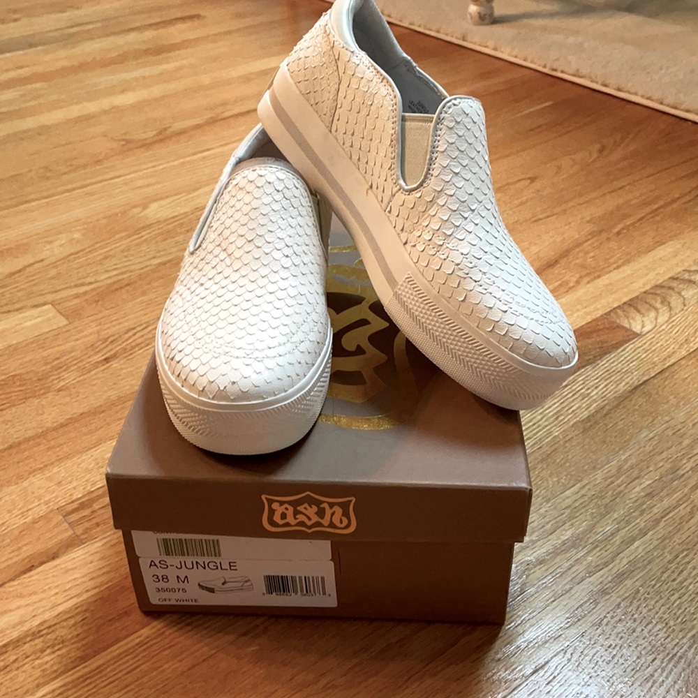 COPY - Ash jungle sneakers  size 8 new in box